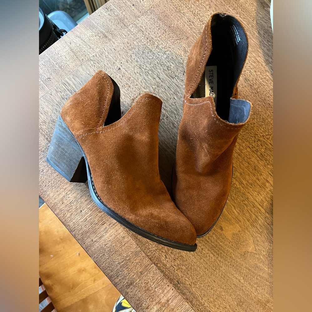 New Without Box Steve Madden Booties